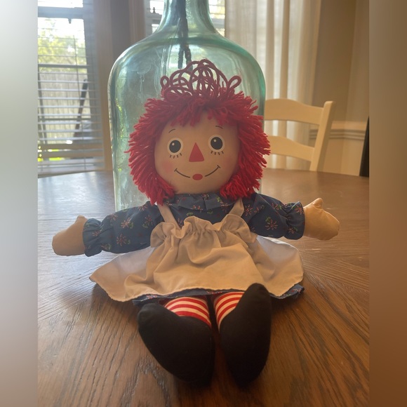 Vintage ©️2002, Hasbro Raggedy Ann Doll - Picture 4 of 6